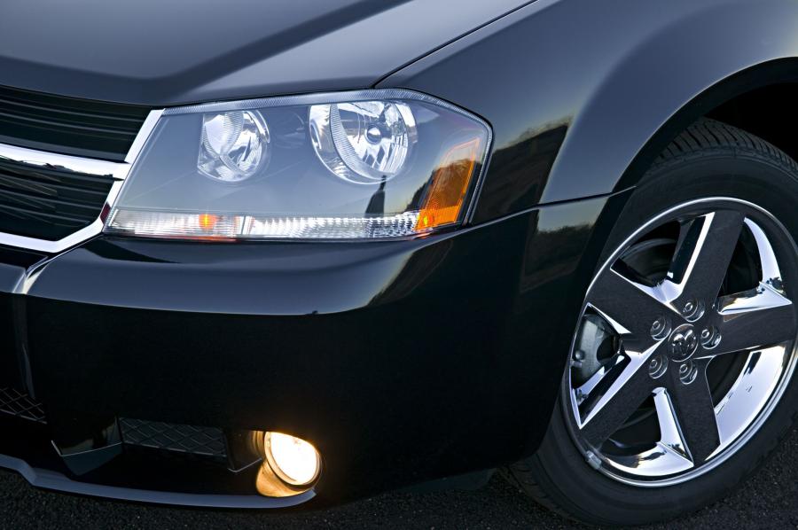  Dodge Avenger RT 2008 года  (фото 34 из 51)